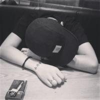 “普通朋友才会疏远 好朋友只会绝交” “放心走吧 我不追了