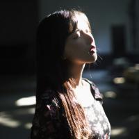 持刀战情场 十年好友仅四月未见陌