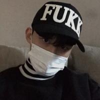 闻讯 一个人身边没有人，就