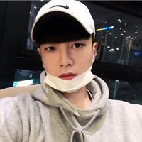 闻讯 不要去翻你在乎的人的