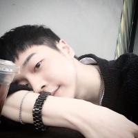 闻讯 不要去翻你在乎的人的