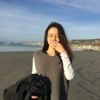 我与世界只差一个你 放下曾经的幸福，才能