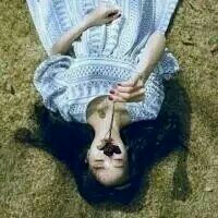 捧花女：打出来又删掉的话才是真话 生活就是一遍遍的枯燥