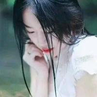 捧花女：打出来又删掉的话才是真话 生活就是一遍遍的枯燥