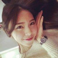 妮。 离开我就别安慰我，要