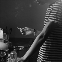 萎神 紧抱一个醉生梦死的念
