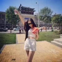 none 我梦见了两个人的荒岛