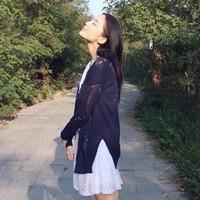 不介意孤独，比爱你舒服。 有些伤痛 , 何可言