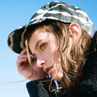 狂野 女人都是害怕寂寞的动