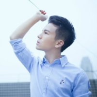 方 多少女人在委屈着落泪