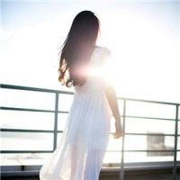 年代邮寄社/冉颜轩: 我爱着的内个她，他不