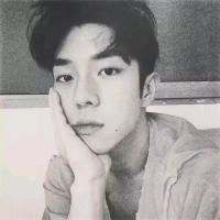 我爱的(??д?)b 你是谁不重要 重要的
