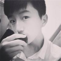 我爱的(??д?)b 你是谁不重要 重要的
