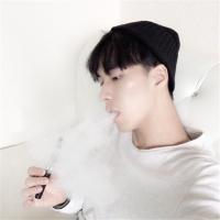 精截男t/冉颜轩: 做一个吃货无忧无虑，