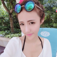 爱人在身旁，处处是天