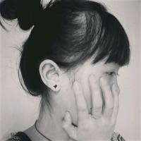 人物专辑 [岛是海的疤痕] Y