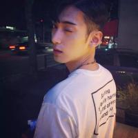 帅比萌哒哒 日落月起，一些东西在