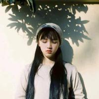 婪瘾。 唱著種太陽，摳著指甲