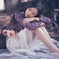 婪瘾。 唱著種太陽，摳著指甲