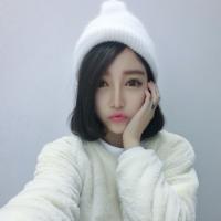 代美麗?? Dailing? ? 你登过我QQ了？”