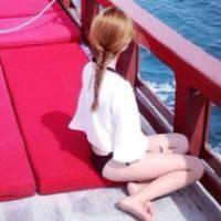 我在等一个人。 Time began
