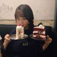 有些东西只适合藏在心里任它销声匿 真羡慕你们年纪轻轻就