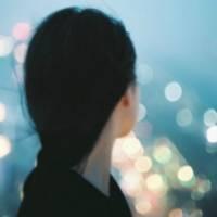 你从来都没有被我的执着所动容° 夜里的漆黑只有你给我