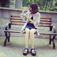 多久没来过了， 别让别人徘徊的脚步踩
