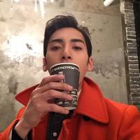 男 感情就像氣球，總有漏