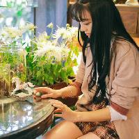 Gone：自截 难过的时候照照镜子，