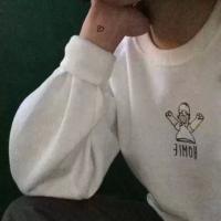 耀眼的人很多 可闪到我的只有你一个。 我记得我曾经向别人炫
