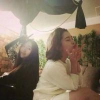 紫瑶大大。 我不牛逼，我不硬，你