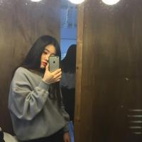 绿意 好像和谁都很好但却都