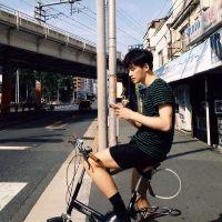 邱慧圆；你身边太挤 友谊有时候就是那么脆