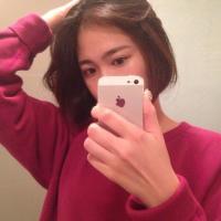 女 回忆里有一条路，始终