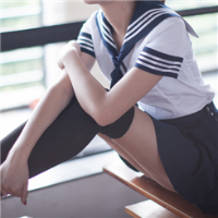 入我眼的有感头像 包你囍欢の优子 执一杯烈酒，唇齿嫣然