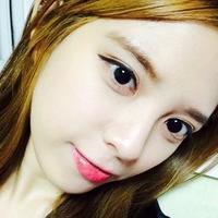 女 耶稣罩我，上帝保我。