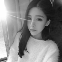 cute _> >