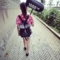 囍妹儿? 花丛路人扰清梦，道是
