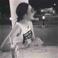 暖暖逗比女没人爱我知道 永远都不要放弃自己，