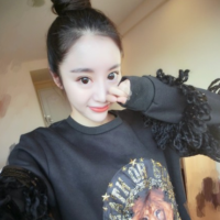 女大学生 那些曾经踮脚张望的时