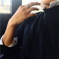 不就这样 幸福就是我们相互凝望