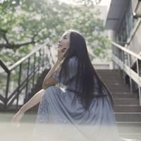 嘘 女神在看 宁愿笑着流泪，也不哭