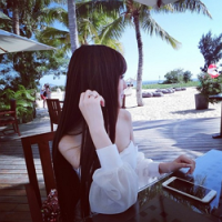 李荣浩 举头望明月，低...
