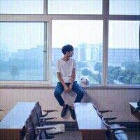 男头 忘掉昨日的苦楚，抬頭