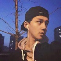 精选哇 爱上你的微笑，爱上你