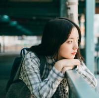 打湿鞋子 最终仍然选择忘了我自