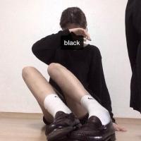 人不怕走在黑夜里，就
