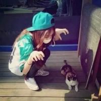 我   ·扌包  ·白勺   ·图·  阝可 把感情当全部的女人都