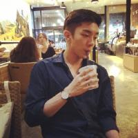 太容易原谅一个人是很坏的习惯 偶尔羡慕情侣 偶尔庆